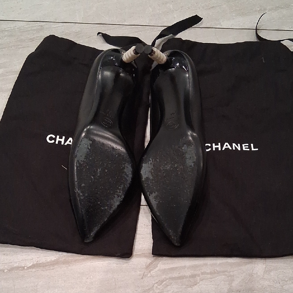 Chanel Black Patent Leather Heels - Picture 5 of 7